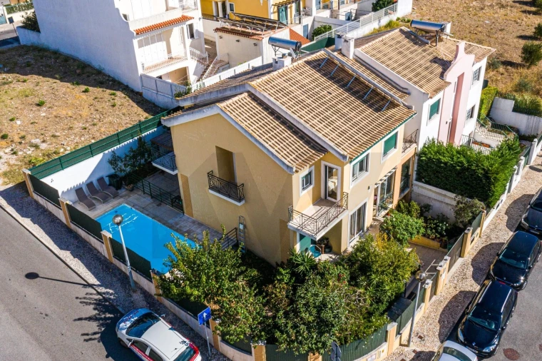 Moradia T5 para Venda em Carcavelos e Parede Foto 45