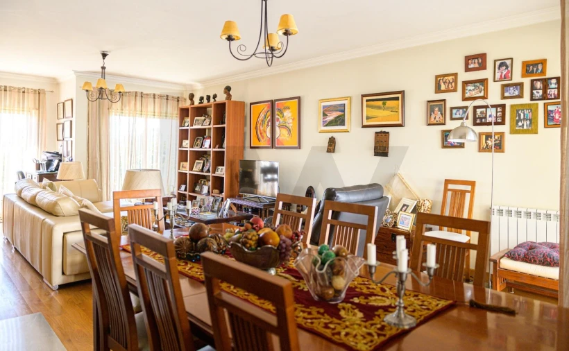 Moradia T5 para Venda em Carcavelos e Parede Foto 6