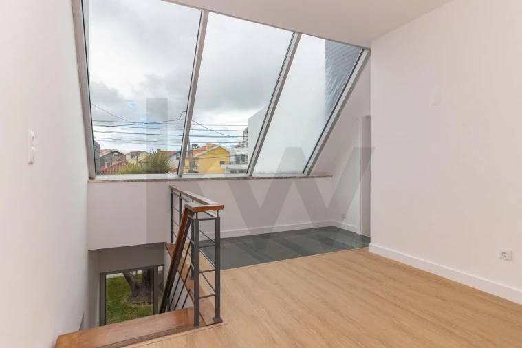 Moradia T4 para Venda em Charneca de Caparica e Sobreda Foto 21