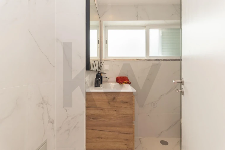 Moradia T4 para Venda em Charneca de Caparica e Sobreda Foto 15