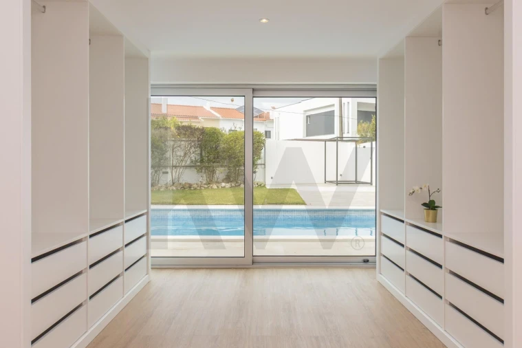 Moradia T4 para Venda em Charneca de Caparica e Sobreda Foto 14