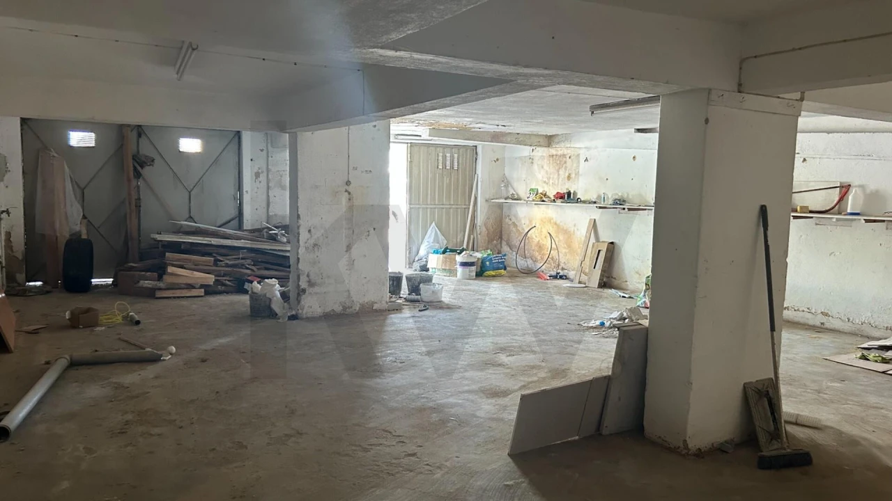 Garagem para Arrendamento em Alto do Seixalinho, Santo André e Verderena Foto 5