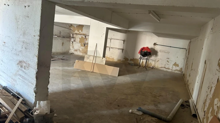 Garagem para Arrendamento em Alto do Seixalinho, Santo André e Verderena Foto 3