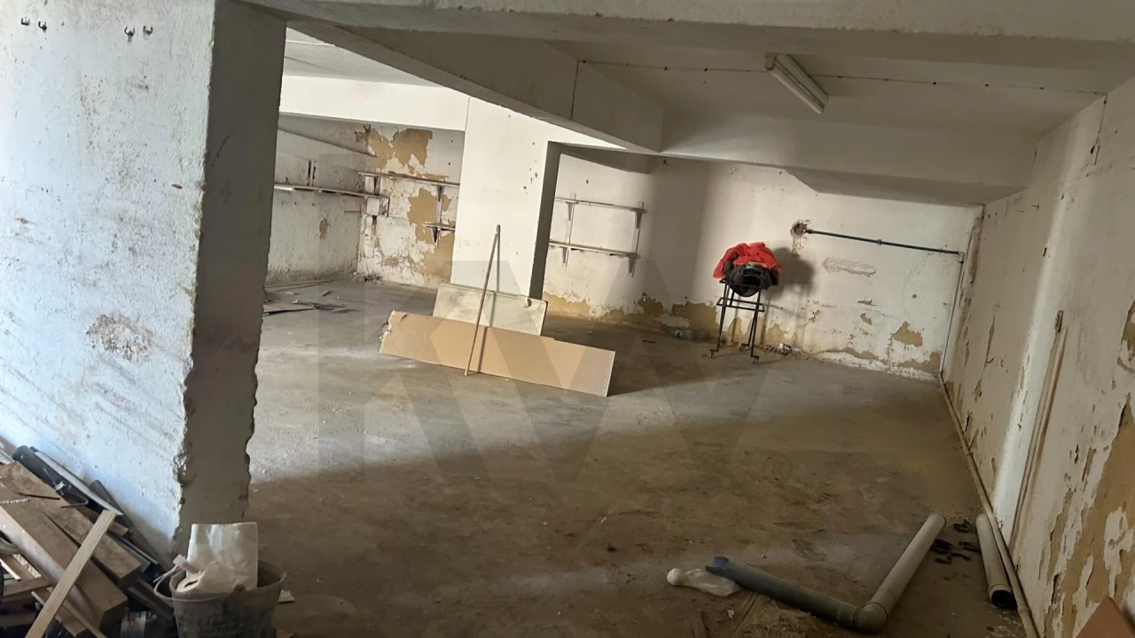 Garagem para Arrendamento em Alto do Seixalinho, Santo André e Verderena Foto 3