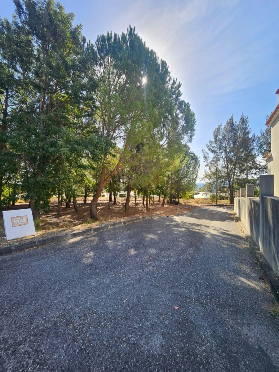 Terreno para Venda em Constancia Foto 1