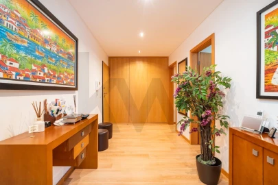 Apartamento T4 para Venda em Santo Antonio dos Olivais