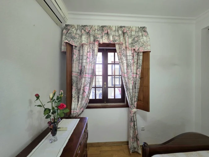 Moradia T4 para Venda em Couço Foto 8