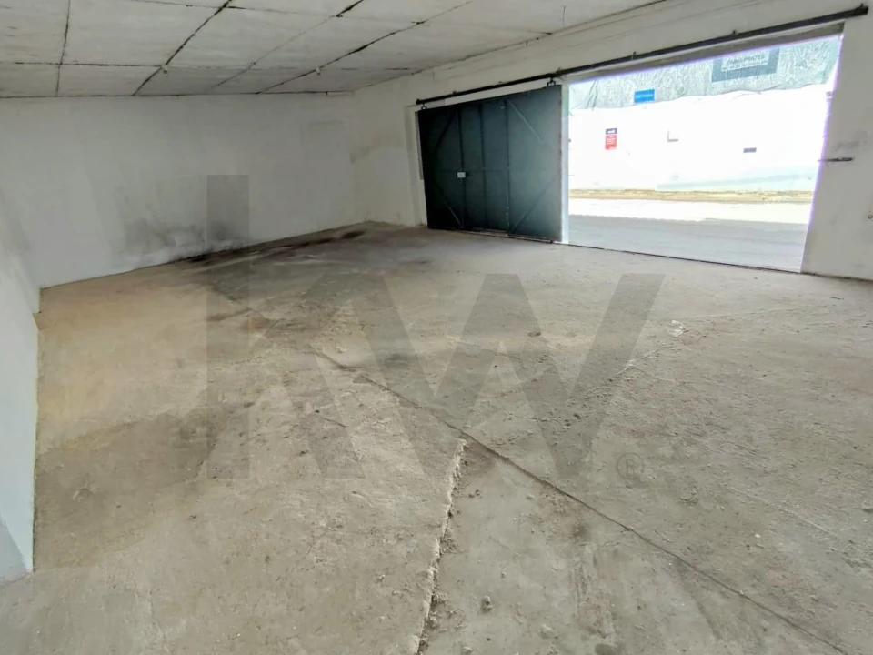 Moradia T4 para Venda em Couço Foto 40