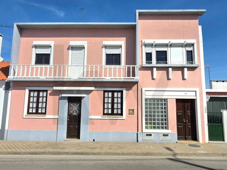 Moradia T4 para Venda em Couço Foto 43