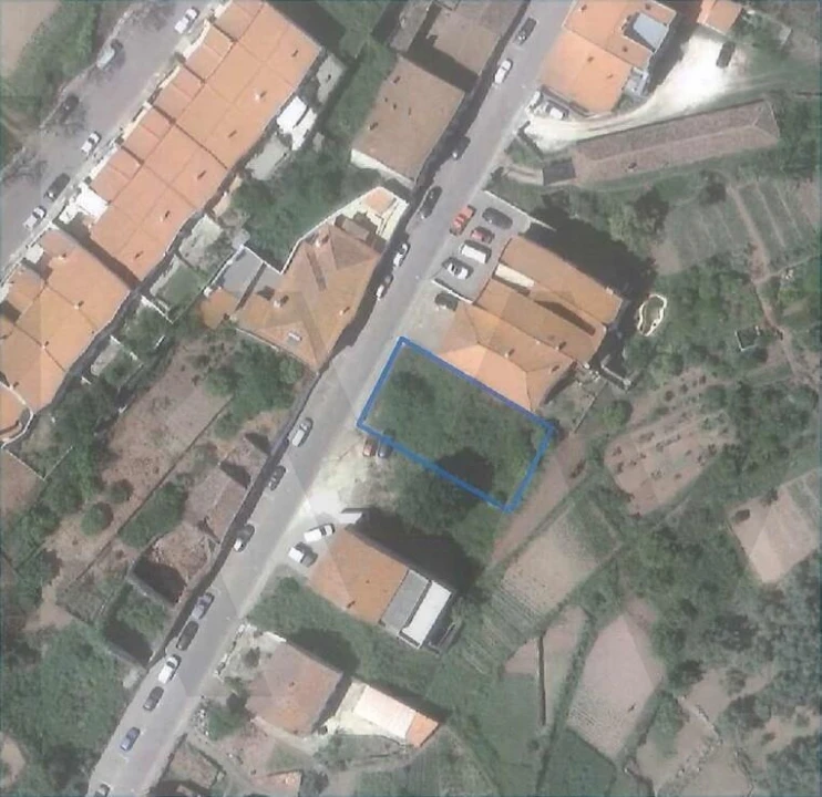 Terreno para Venda em Monchique Foto 1