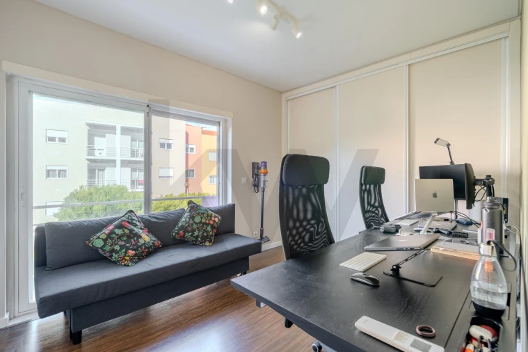 Apartamento T2 para Venda em São Domingos de Rana Foto 26