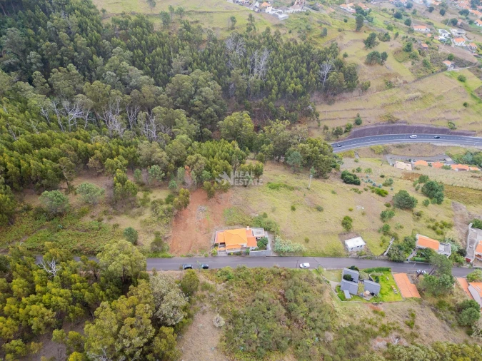 Terreno para Venda em Estreito da Calheta Foto 11