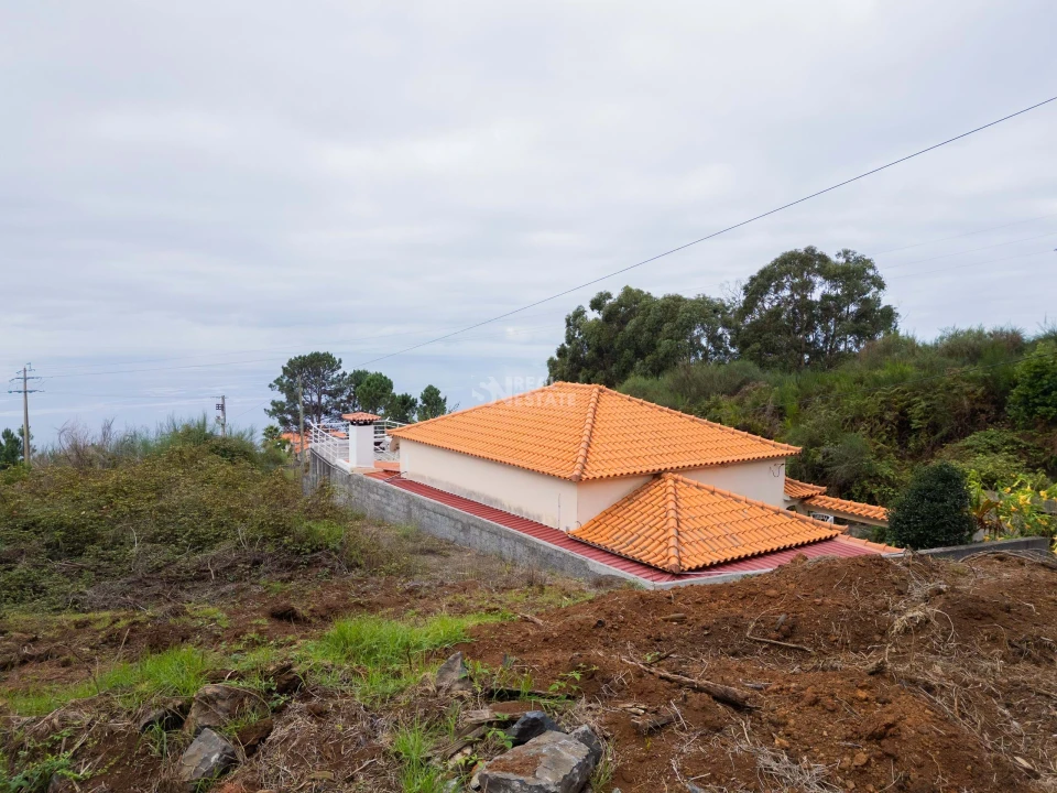Terreno para Venda em Estreito da Calheta Foto 19