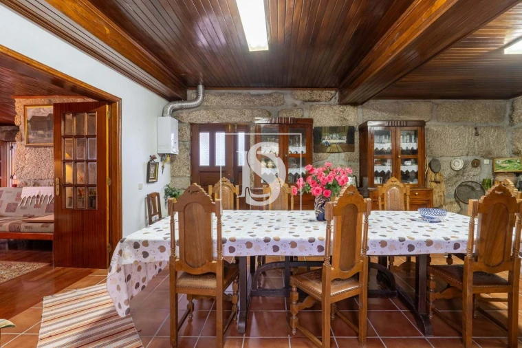 Moradia para Venda em Gouveia (São Simão) Foto 4