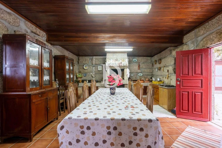 Moradia para Venda em Gouveia (São Simão) Foto 6