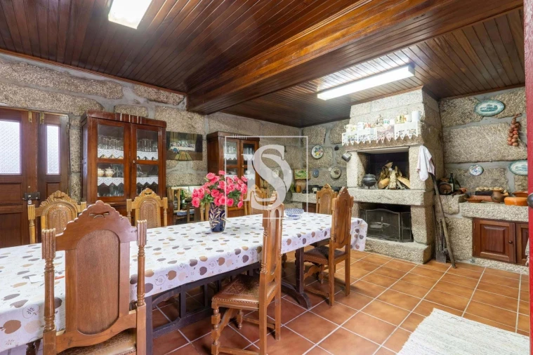 Moradia para Venda em Gouveia (São Simão) Foto 5