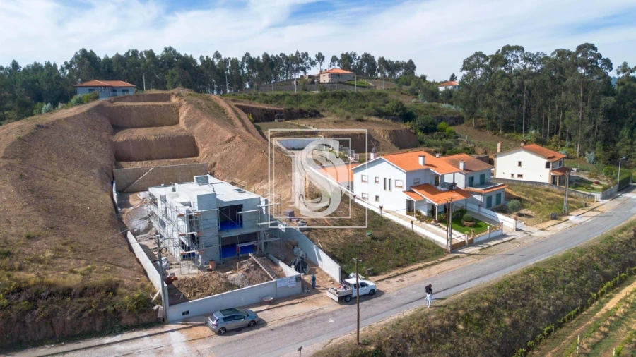 Terreno para Venda em Vila Garcia, Aboim e Chapa Foto 12