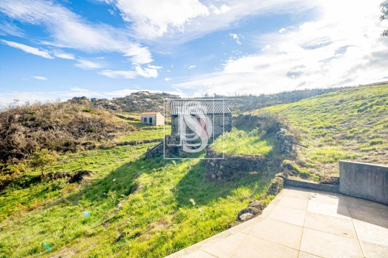 Moradia T1 para Venda em Bustelo, Carneiro e Carvalho de Rei Foto 61