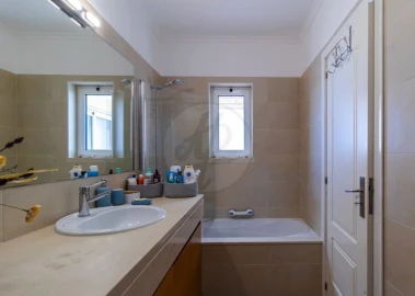 Apartamento T4 para Venda em Lagos (São Sebastião e Santa Maria)