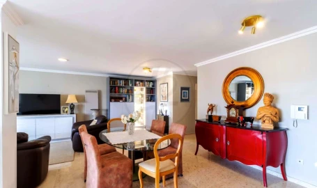 Apartamento T4 para Venda em Lagos (São Sebastião e Santa Maria)