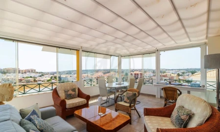 Apartamento T4 para Venda em Lagos (São Sebastião e Santa Maria)