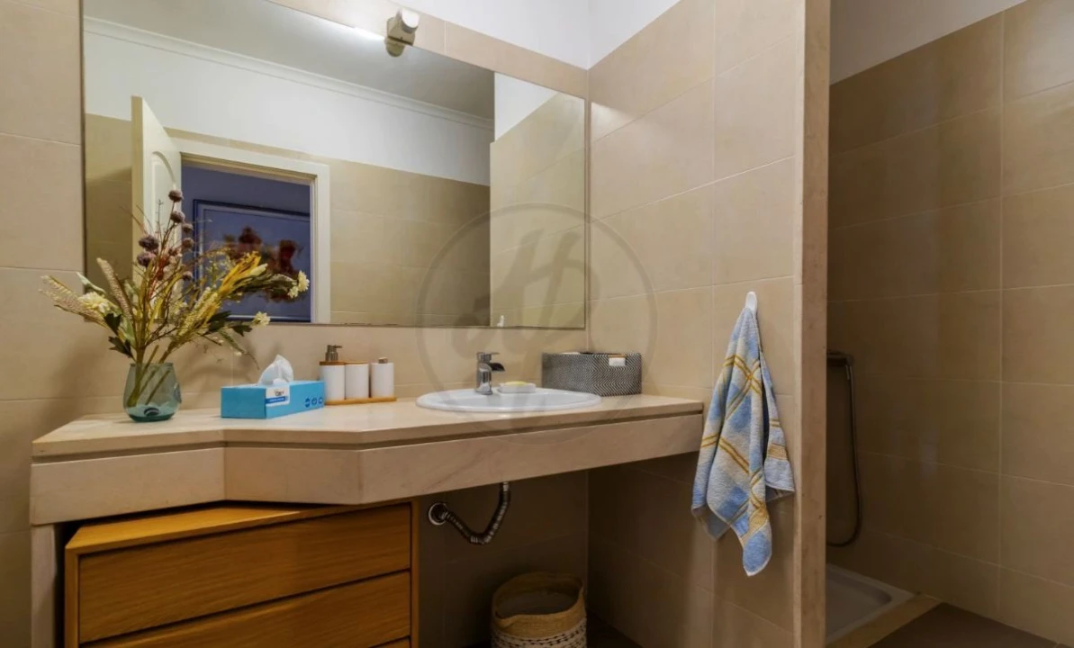 Apartamento T4 para Venda em Lagos (São Sebastião e Santa Maria) Foto 20