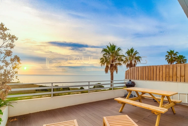 Moradia T4 para Venda em Nazare Foto 2