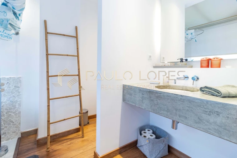 Moradia T4 para Venda em Nazare Foto 11