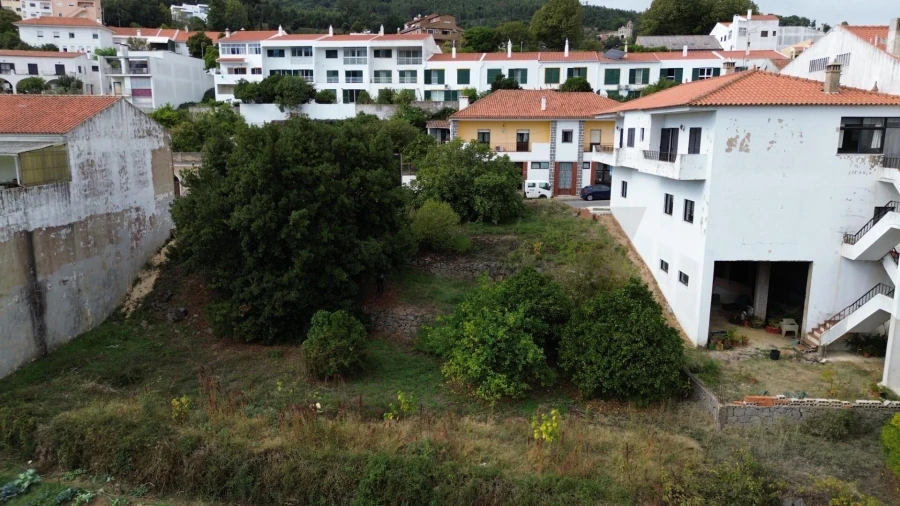 Terreno para Venda em Monchique Foto 4