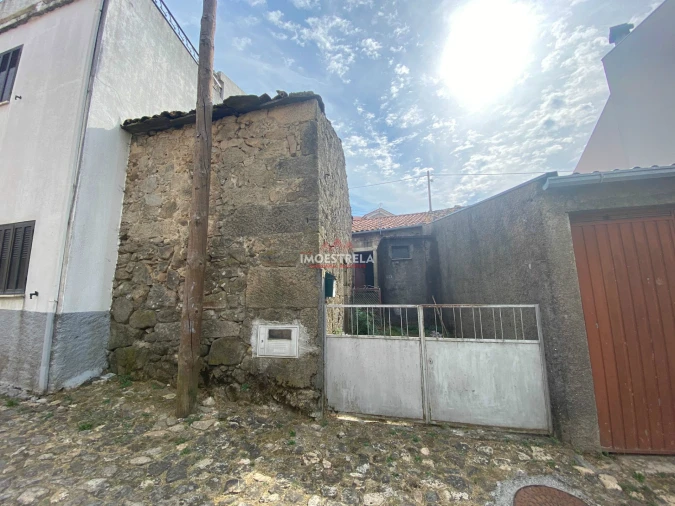 Moradia T3 para Venda em Folgosinho Foto 3