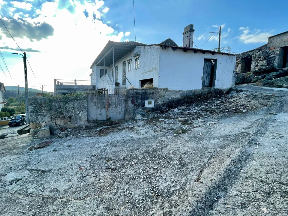 Moradia T2 para Venda em Castelo de Penalva Foto 3