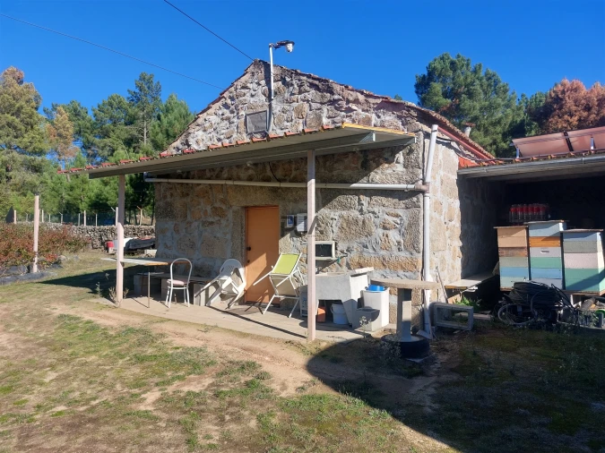 Quinta T0 para Venda em Muxagata Foto 8