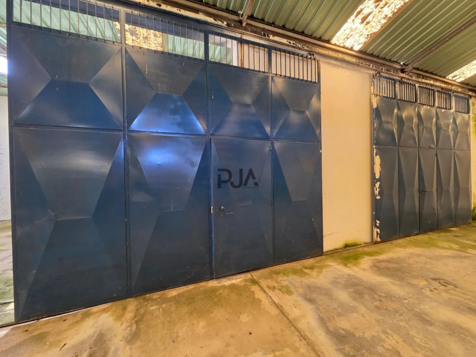 Armazém para Arrendamento em Mangualde, Mesquitela e Cunha Alta Foto 2