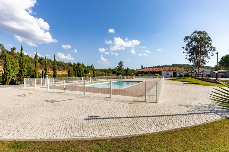 Quinta T0 para Venda em Almagreira Foto 31