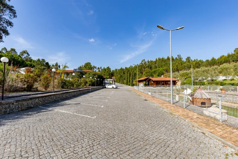 Quinta T0 para Venda em Almagreira Foto 6