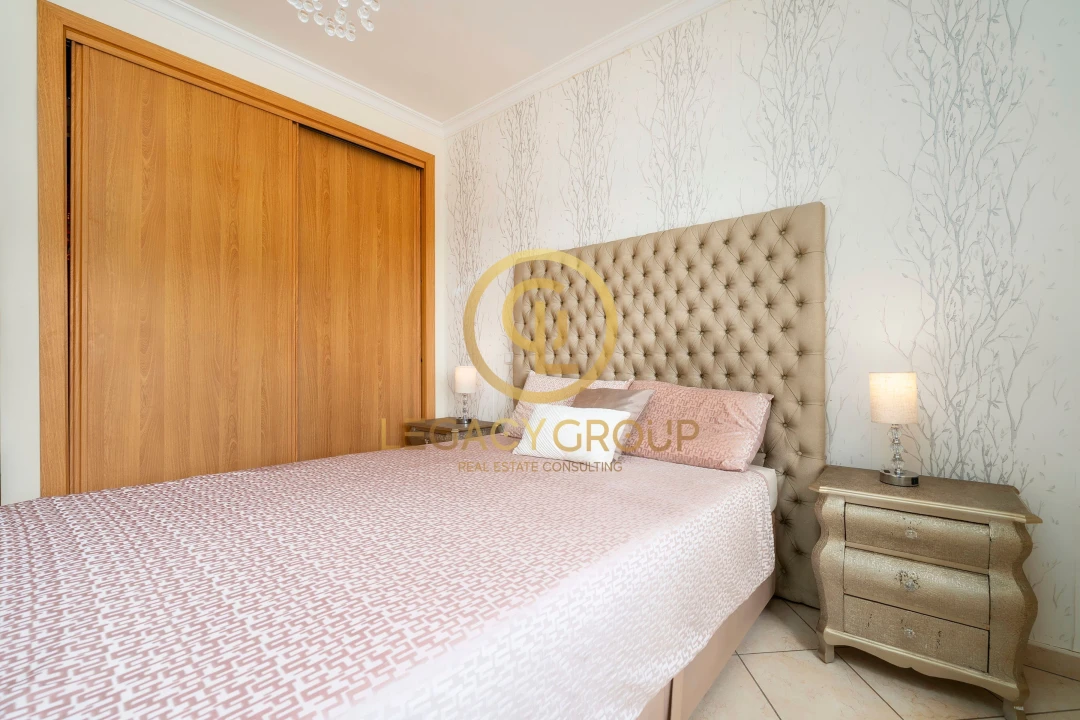 Apartamento T2 para Venda em Almancil Foto 13