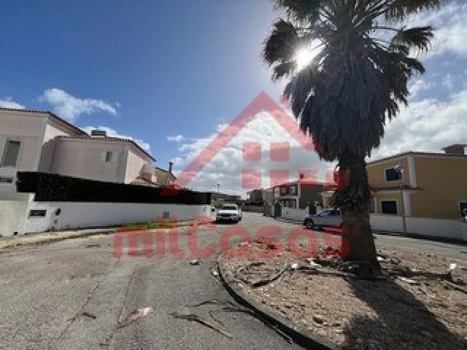 Terreno para Venda em Malveira e São Miguel de Alcainça Foto 8