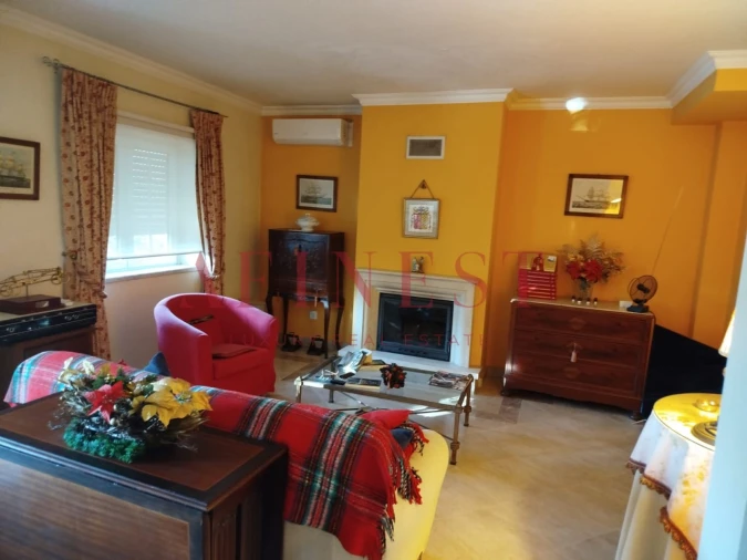 Apartamento T2 para Arrendamento em Alcabideche Foto 8