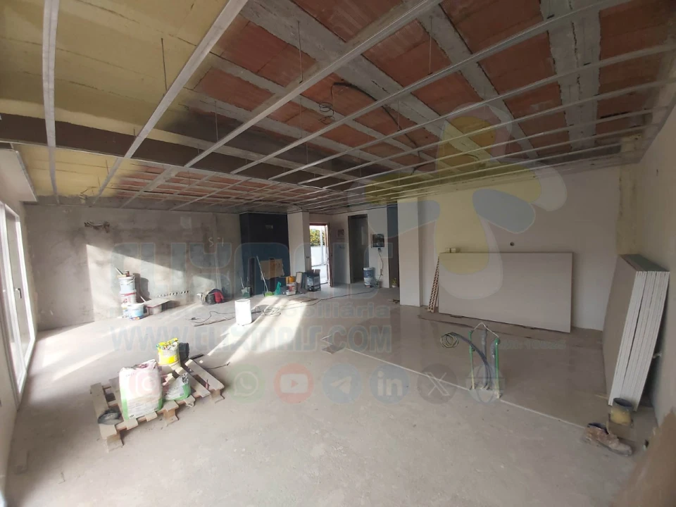 Moradia T4 para Venda em Palmeira Foto 17