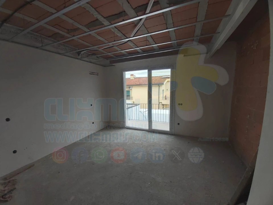 Moradia T4 para Venda em Palmeira Foto 28