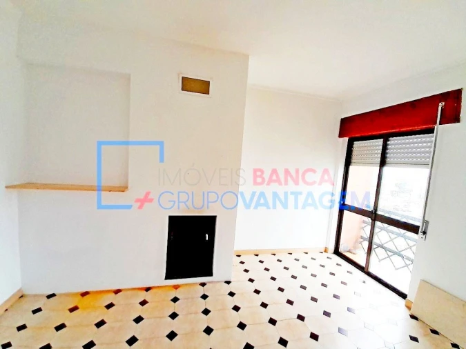 Apartamento T3 para Venda em Moita Foto 4