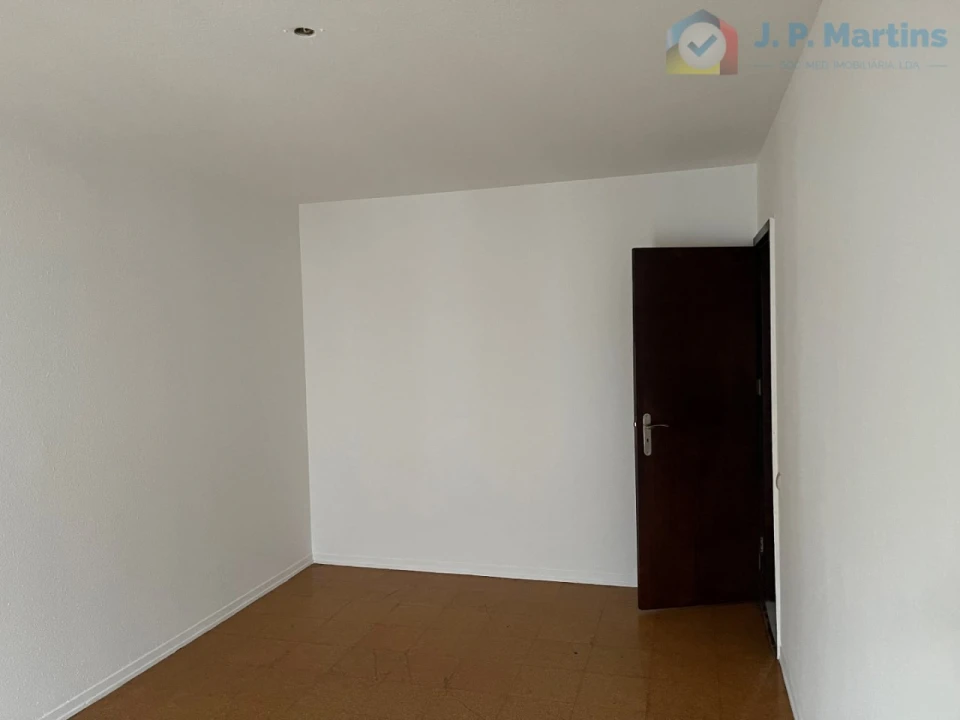 Apartamento T3 para Venda em Corroios Foto 10