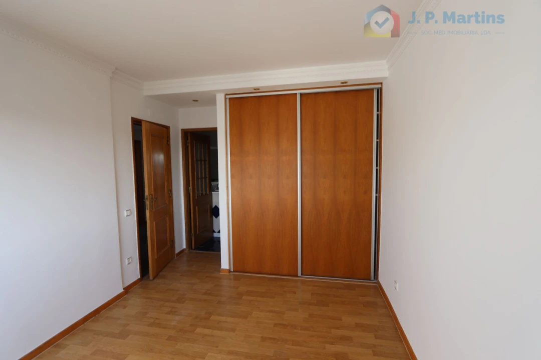 Apartamento T3 para Venda em Amora Foto 12