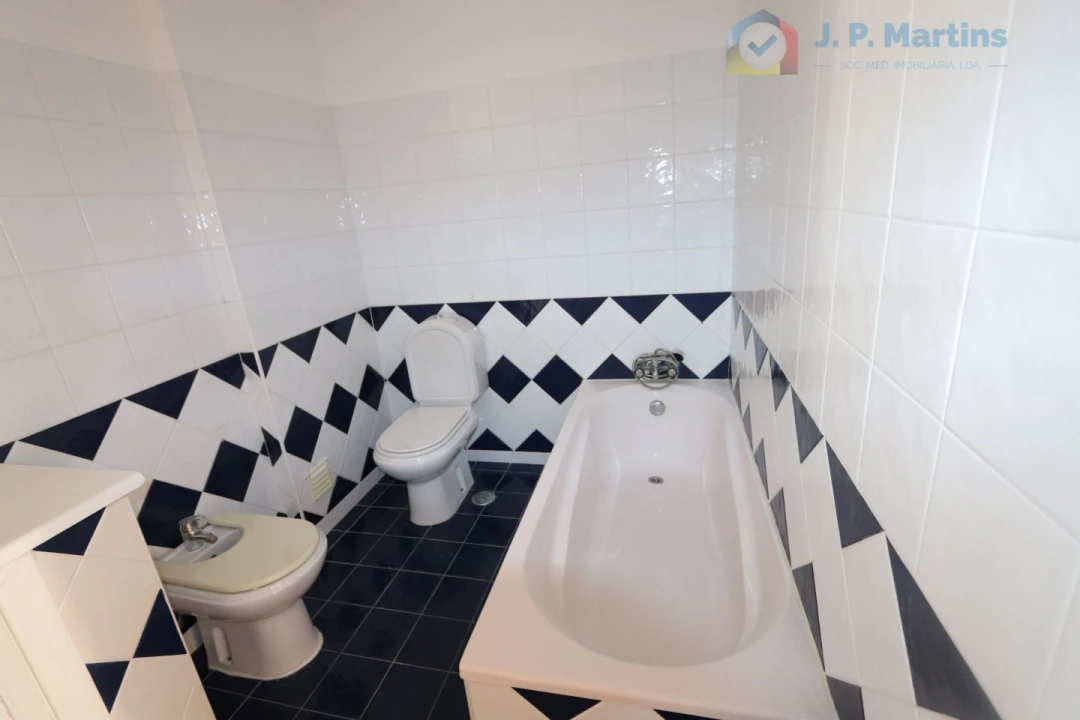 Apartamento T3 para Venda em Amora Foto 13