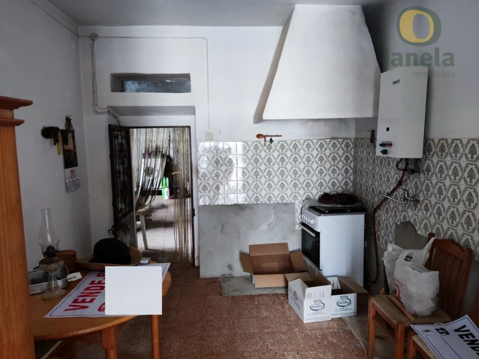 Moradia T3 para Venda em Alte Foto 5