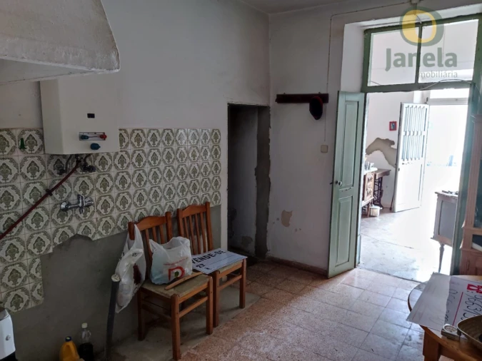 Moradia T3 para Venda em Alte Foto 3