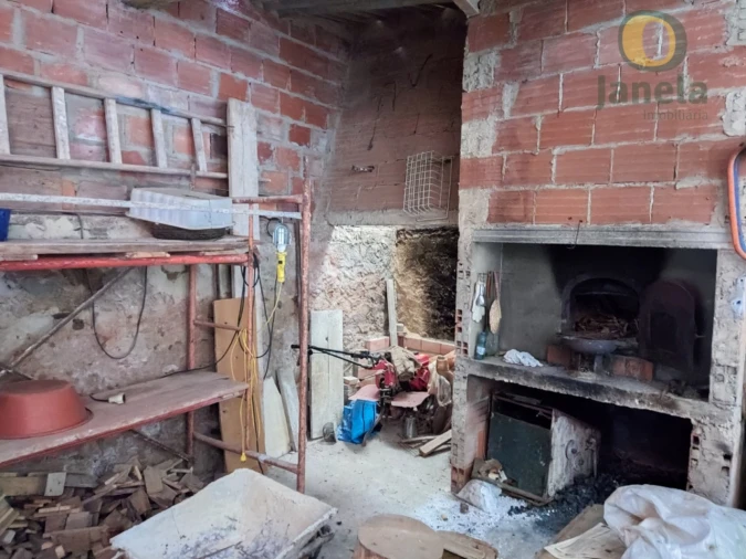 Moradia T3 para Venda em Alte Foto 11