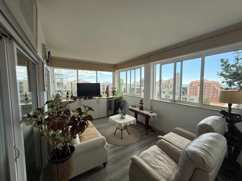 Apartamento T4 para Venda em Portimão Foto 14