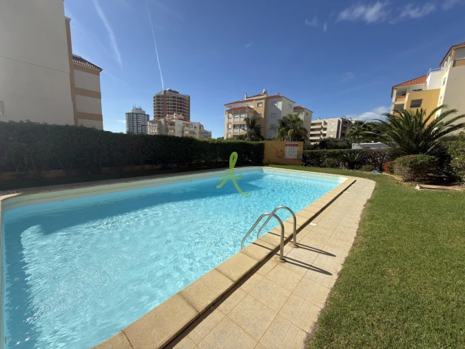 Apartamento T4 para Venda em Portimão Foto 66