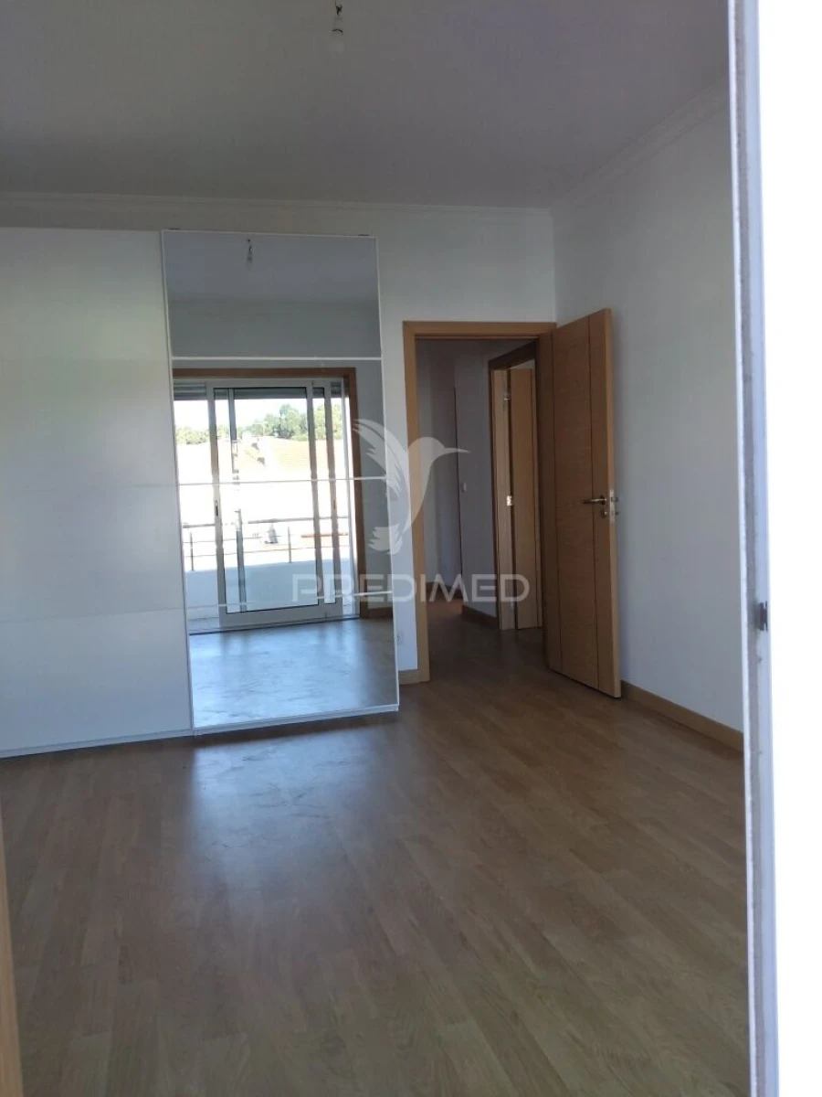 Moradia T5 para Venda em Vila Nova da Telha Foto 18